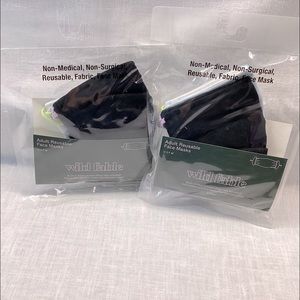 WILD FABLE ADULT REUSABLE FACE MASK BUNDLE OF 2  WITH 2 MASK EACH, BLACK/BLUE